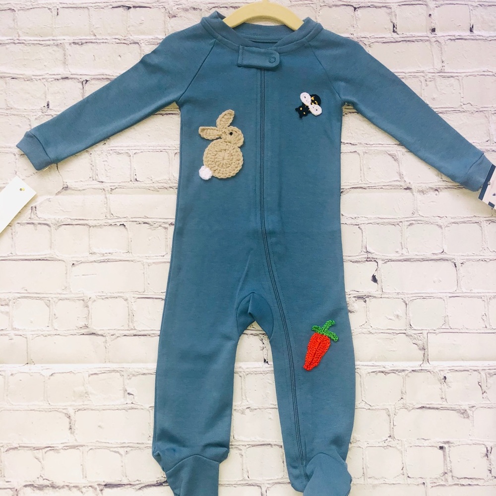 Unisex size 9-12 month customized zipper footie